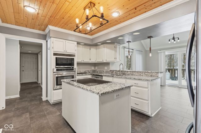 424 N Mill Creek Road, Noblesville, IN 46062