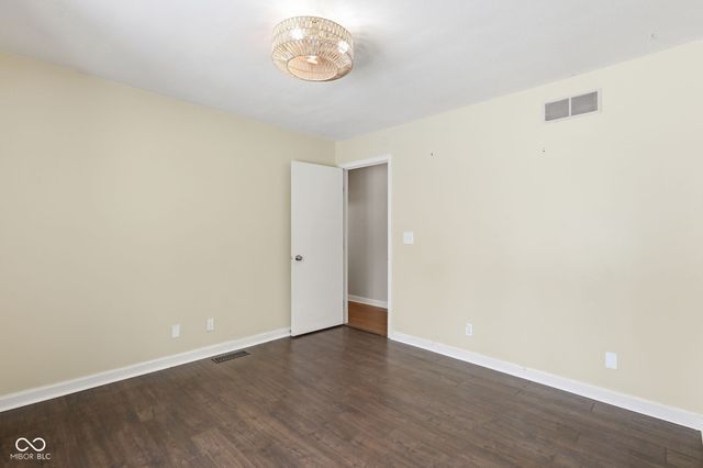 424 N Mill Creek Road, Noblesville, IN 46062