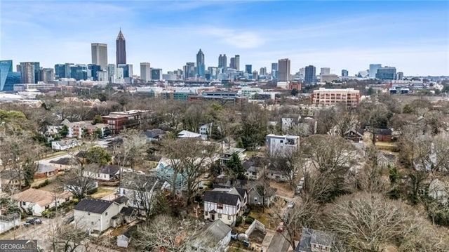 1079 Tumlin Street NW, Atlanta, GA 30318