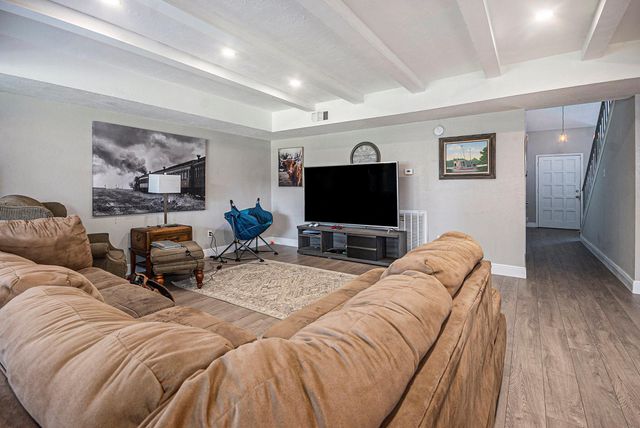 101 Civil Drive, League City, TX 77573