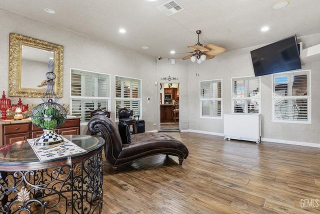 11721 New Hampshire Avenue, Bakersfield, CA 93312