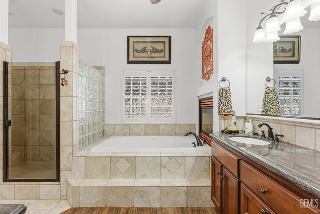 11721 New Hampshire Avenue, Bakersfield, CA 93312