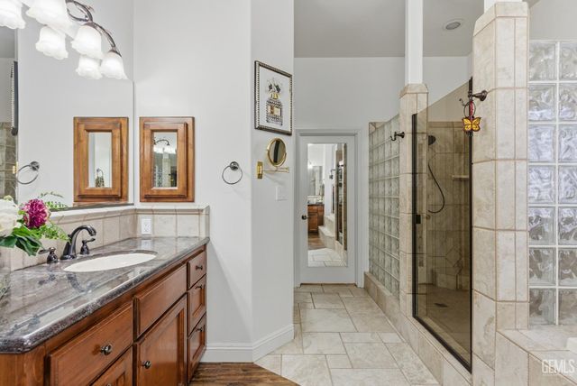 11721 New Hampshire Avenue, Bakersfield, CA 93312