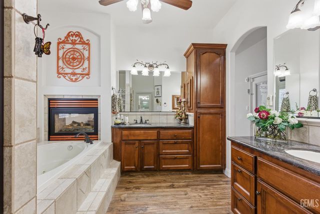 11721 New Hampshire Avenue, Bakersfield, CA 93312