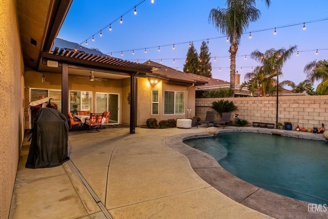 11721 New Hampshire Avenue, Bakersfield, CA 93312