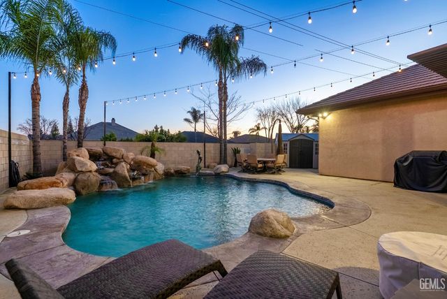 11721 New Hampshire Avenue, Bakersfield, CA 93312