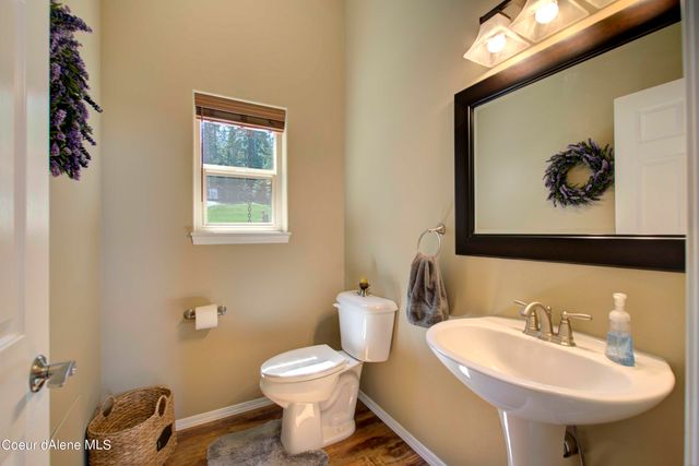 7833 E BURLEY CT, Hayden, ID 83835