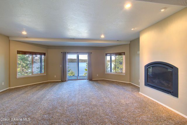 7833 E BURLEY CT, Hayden, ID 83835