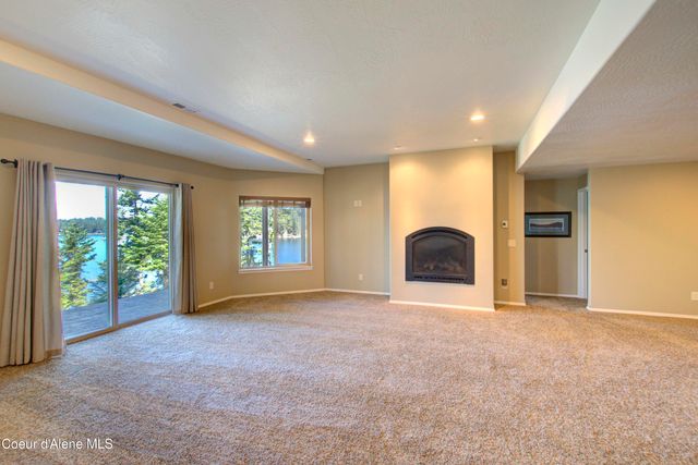 7833 E BURLEY CT, Hayden, ID 83835
