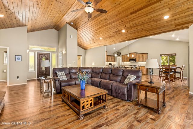7833 E BURLEY CT, Hayden, ID 83835