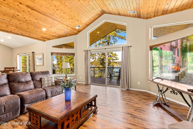 7833 E BURLEY CT, Hayden, ID 83835