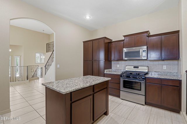 3000 PARK CREEK Place, El Paso, TX 79938