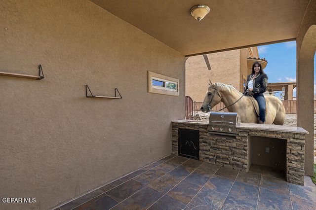 3000 PARK CREEK Place, El Paso, TX 79938
