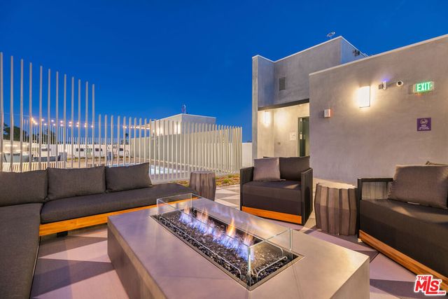 5801 Camerford Avenue PH2, Los Angeles, CA 90038