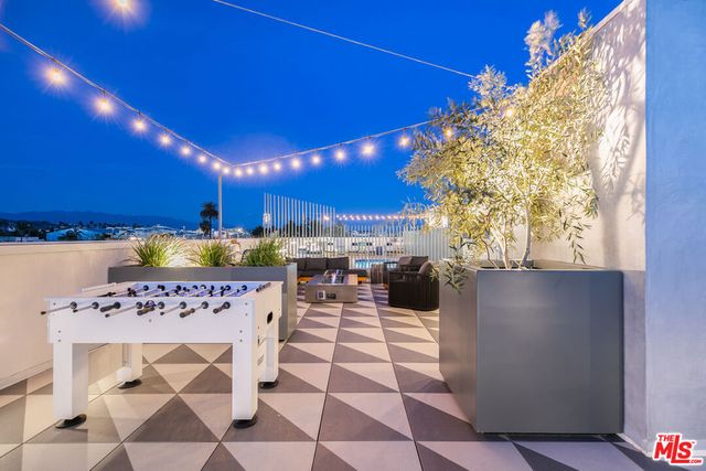 5801 Camerford Avenue PH2, Los Angeles, CA 90038