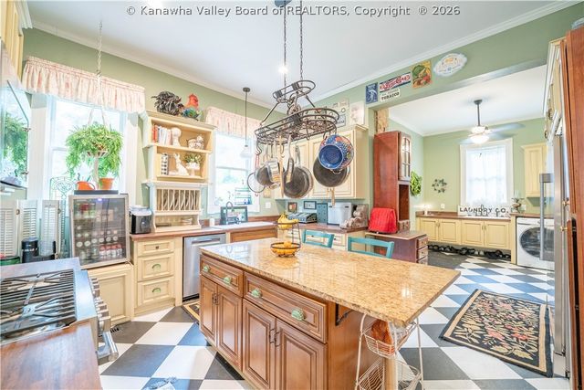 804 Bridge Road, Charleston, WV 25314