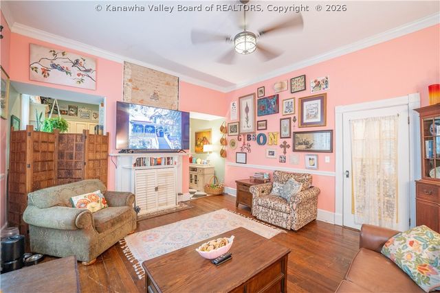 804 Bridge Road, Charleston, WV 25314