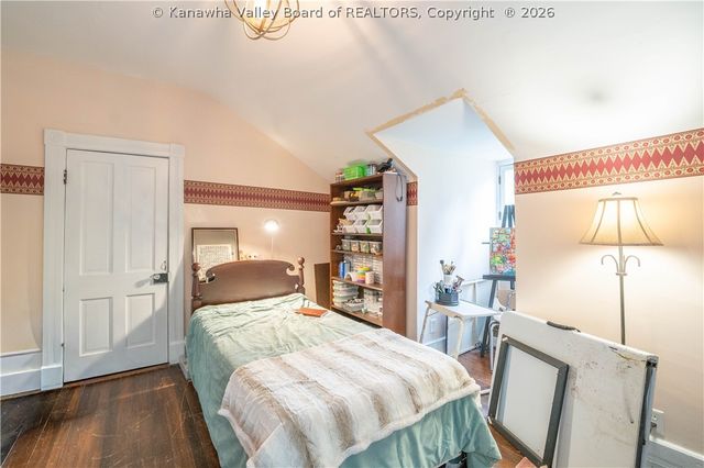 804 Bridge Road, Charleston, WV 25314
