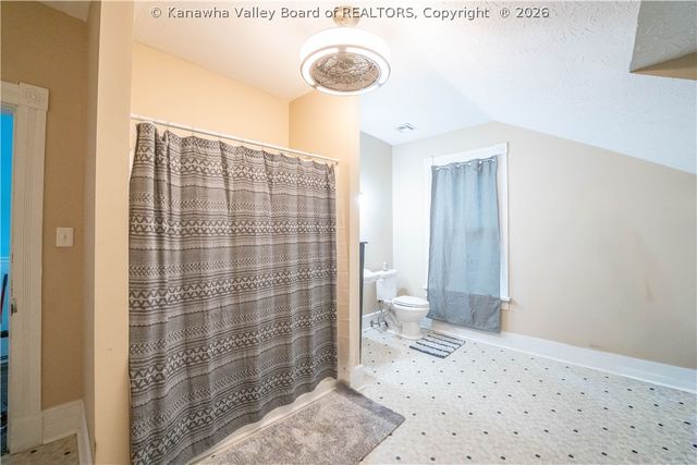 804 Bridge Road, Charleston, WV 25314