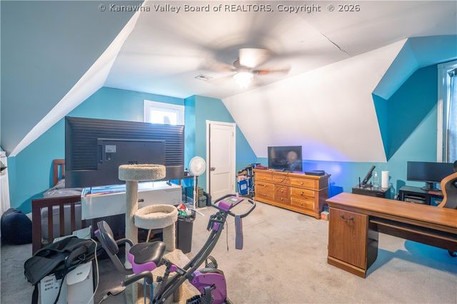 804 Bridge Road, Charleston, WV 25314