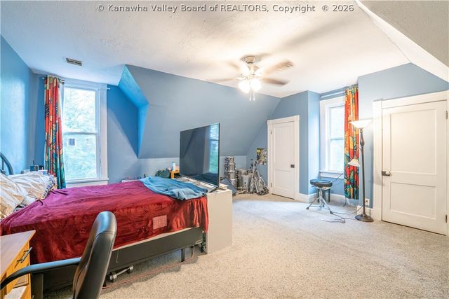 804 Bridge Road, Charleston, WV 25314