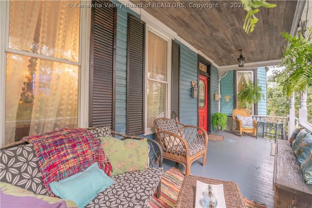 804 Bridge Road, Charleston, WV 25314