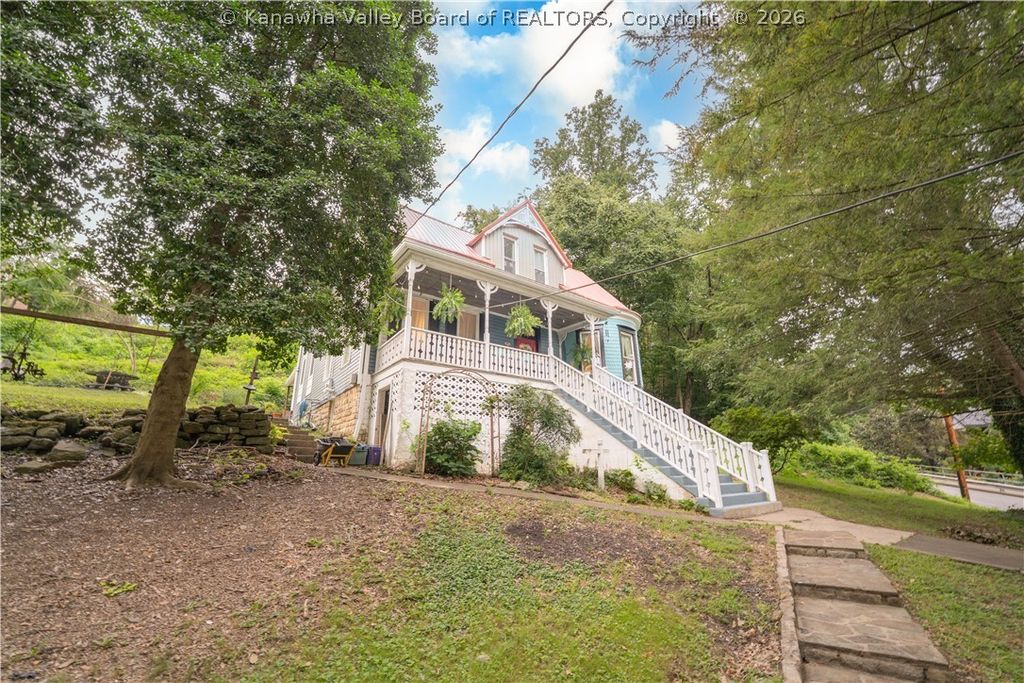 804 Bridge Road, Charleston, WV 25314