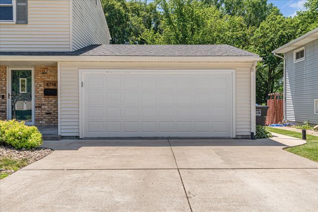 4714 20th Avenue, Moline, IL 61265