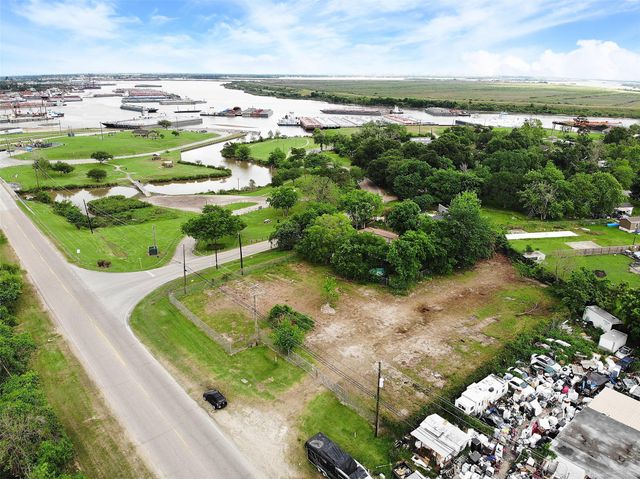 16534 Market Street, Channelview, TX 77530