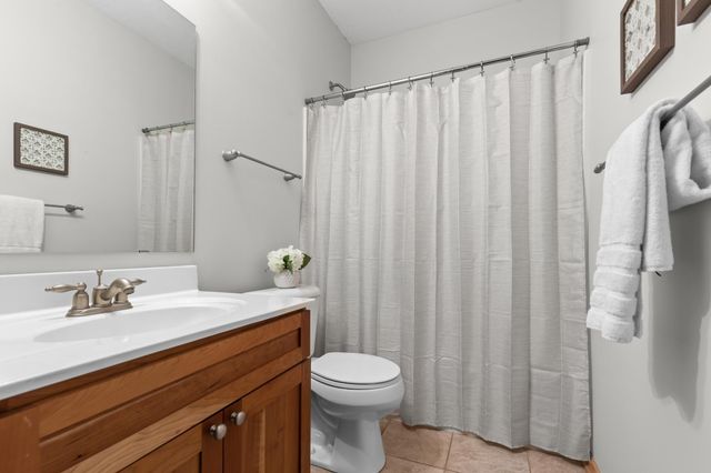 15561 Lilac Drive, Eden Prairie, MN 55347