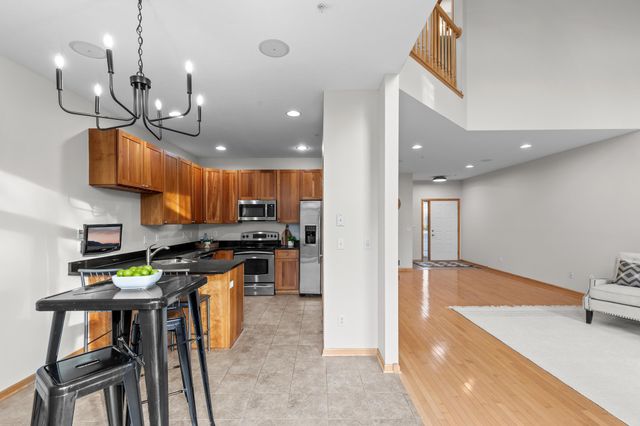 15561 Lilac Drive, Eden Prairie, MN 55347