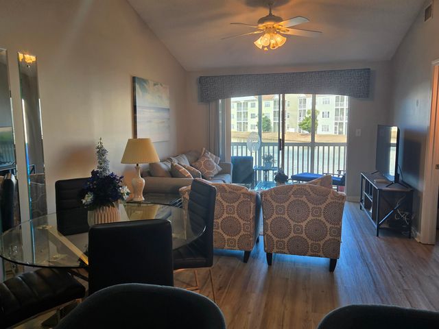 3698 Clay Pond Village Ln Apt 8, Myrtle Beach, SC 29579