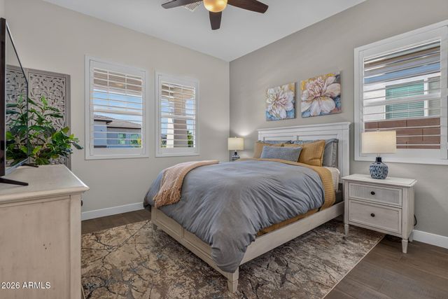 17482 W CRAWFORDSVILLE Drive, Surprise, AZ 85388