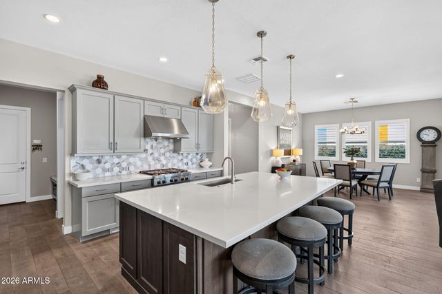 17482 W CRAWFORDSVILLE Drive, Surprise, AZ 85388