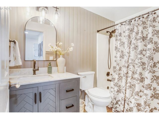 1875 Se HALE Dr, Gresham, OR 97080