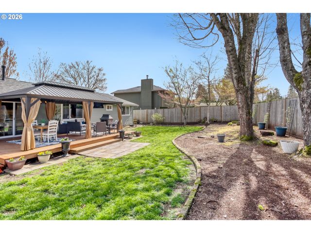 1875 Se HALE Dr, Gresham, OR 97080