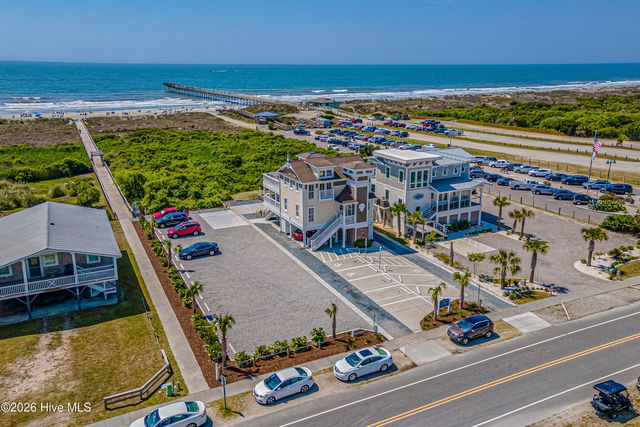 556 Wicklow Square SW, Ocean Isle Beach, NC 28469