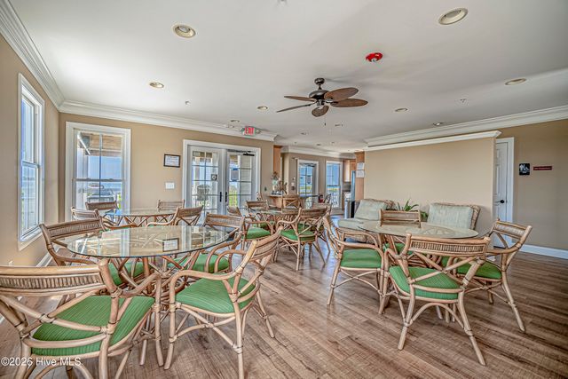 556 Wicklow Square SW, Ocean Isle Beach, NC 28469