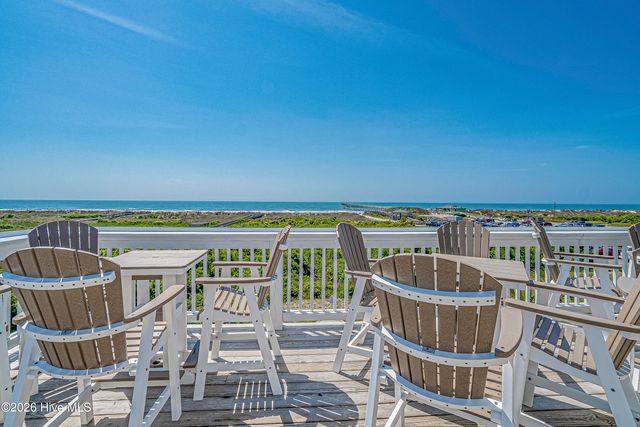 556 Wicklow Square SW, Ocean Isle Beach, NC 28469