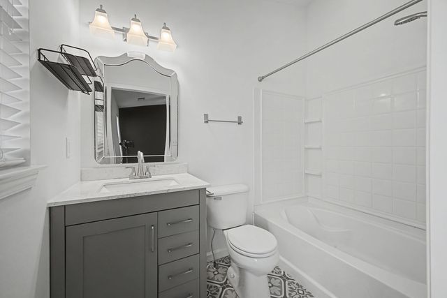 7277 Charlotte Pike Unit 213, Nashville, TN 37209