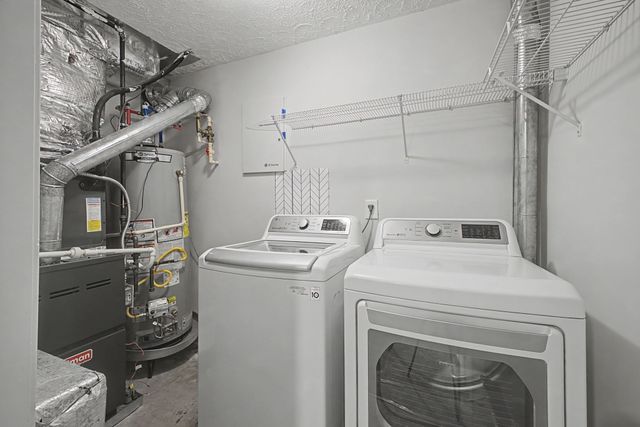 7277 Charlotte Pike Unit 213, Nashville, TN 37209