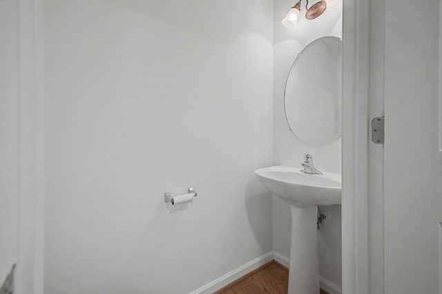 7277 Charlotte Pike Unit 213, Nashville, TN 37209