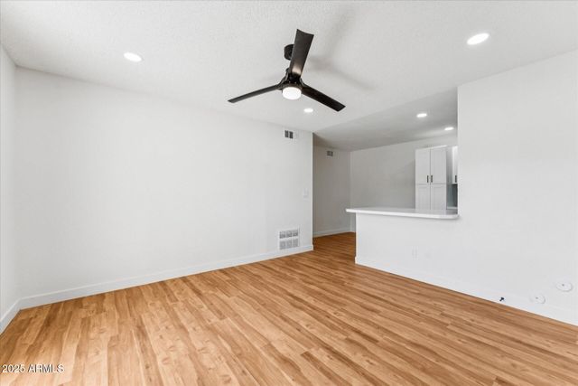 1942 S EMERSON -- 107, Mesa, AZ 85210