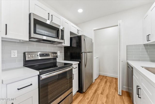 1942 S EMERSON -- 107, Mesa, AZ 85210