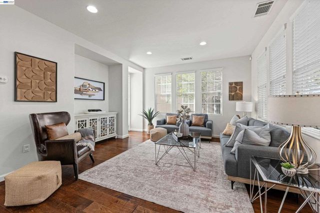 4731 Malayan St, San Ramon, CA 94582