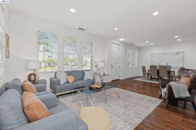 4731 Malayan St, San Ramon, CA 94582