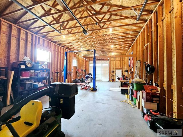 424 N 3846 E, Rigby, ID 83442