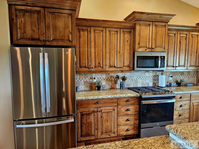424 N 3846 E, Rigby, ID 83442