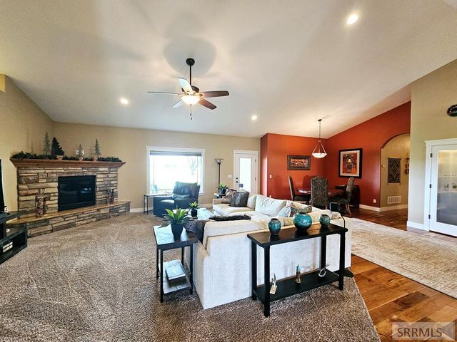 424 N 3846 E, Rigby, ID 83442