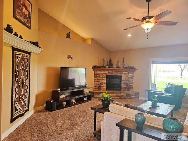 424 N 3846 E, Rigby, ID 83442